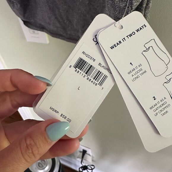 Splendid Convertible Tank - Picture 2 of 5